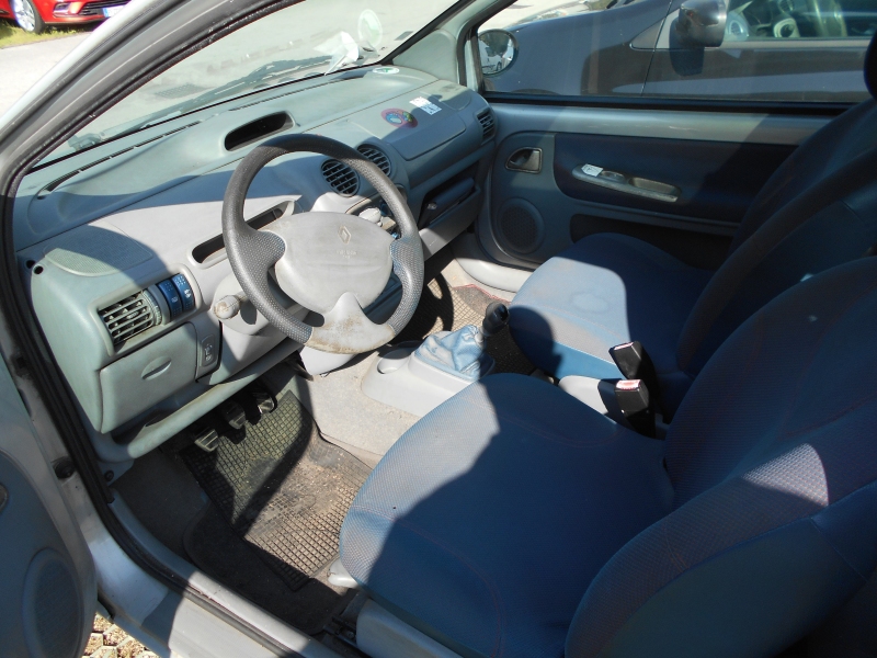RENAULT TWINGO 1.1 Immagine 6