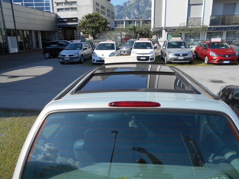 RENAULT TWINGO 1.1 Immagine 9