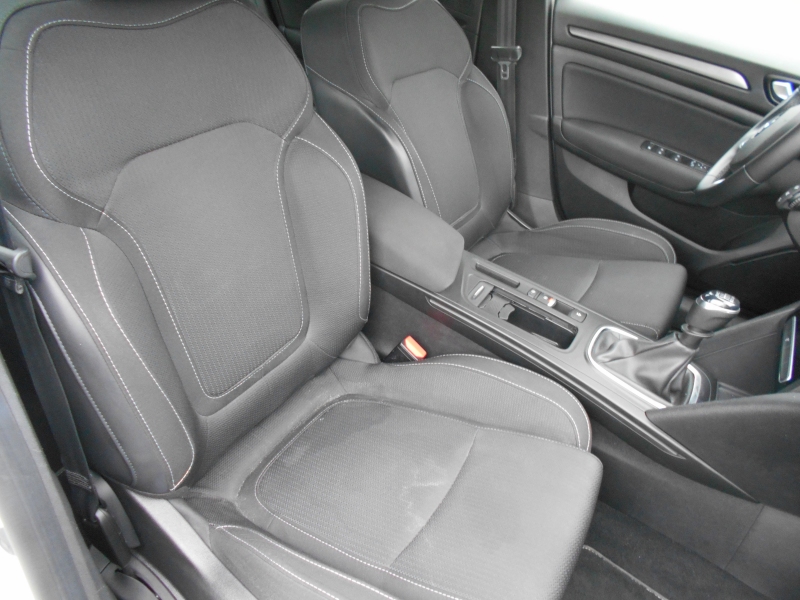 RENAULT MEGANE SW 1.5 DCI 115 CV Immagine 14