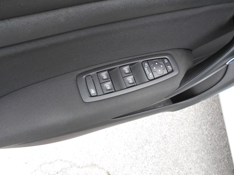 RENAULT MEGANE SW 1.5 DCI 115 CV Immagine 17