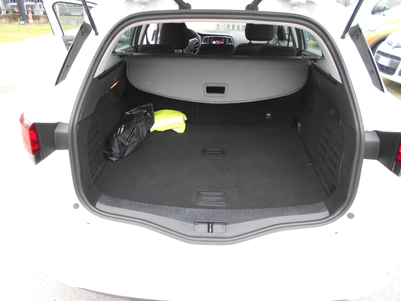 RENAULT MEGANE SW 1.5 DCI 115 CV Immagine 19