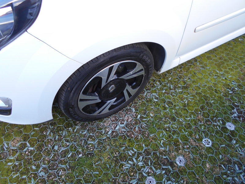 RENAULT TWINGO 1.2 75 CV NIGHT &amp; DAY Immagine 4