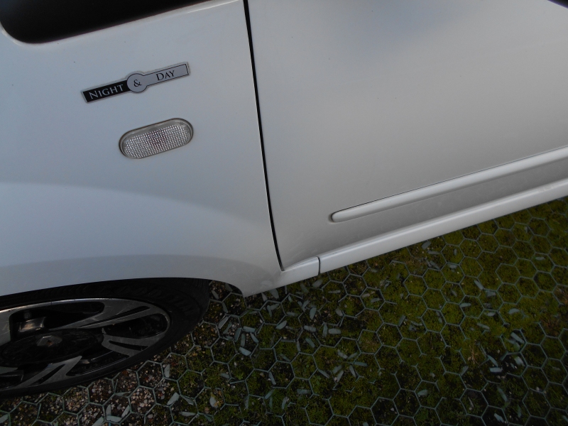 RENAULT TWINGO 1.2 75 CV NIGHT &amp; DAY Immagine 5